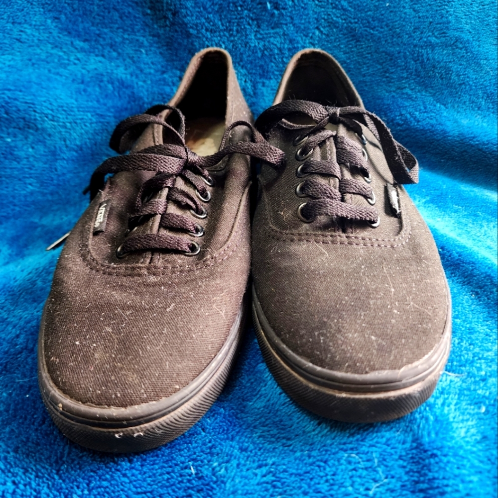 Black Vans